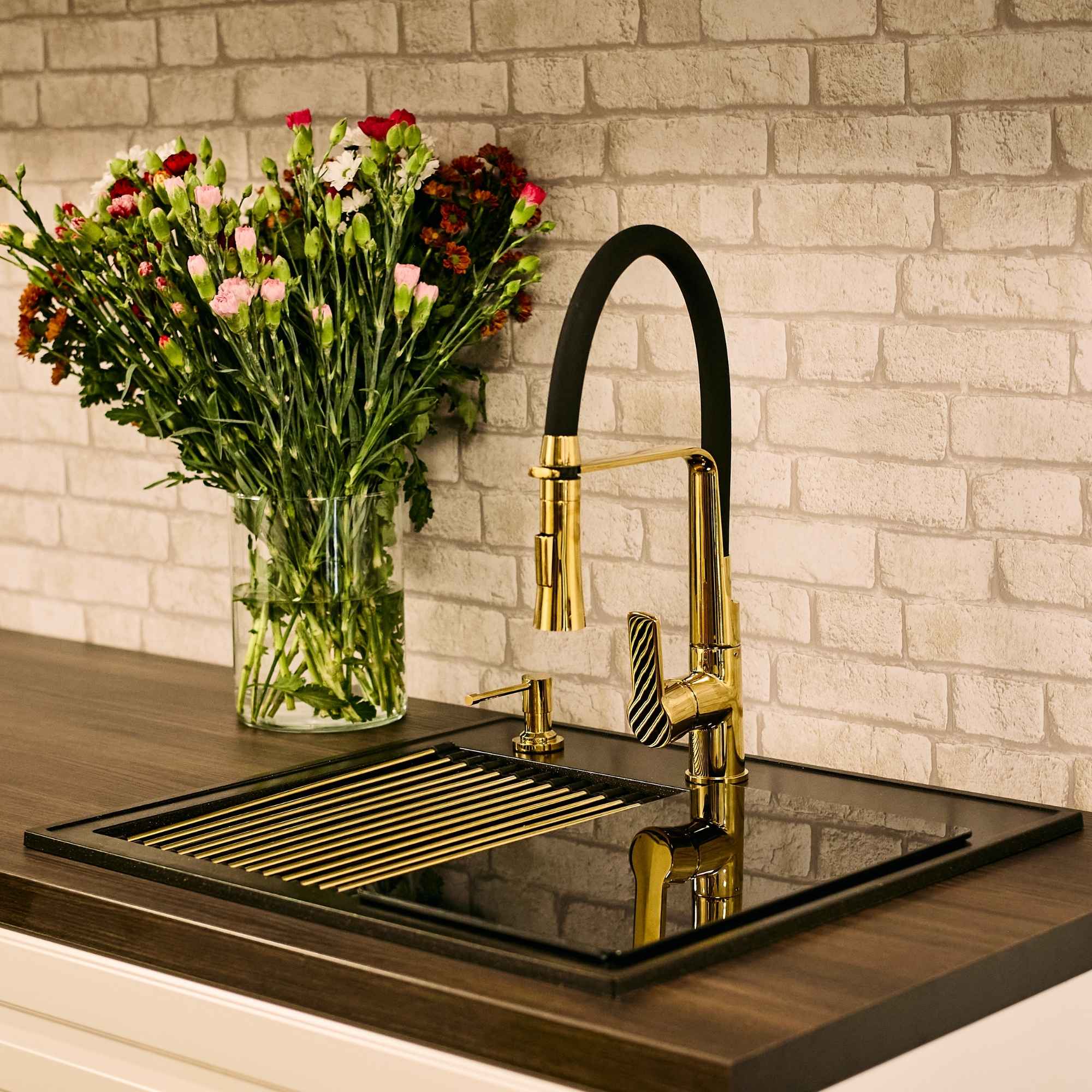 Nasze wartości i wsparcie – SINK Quality